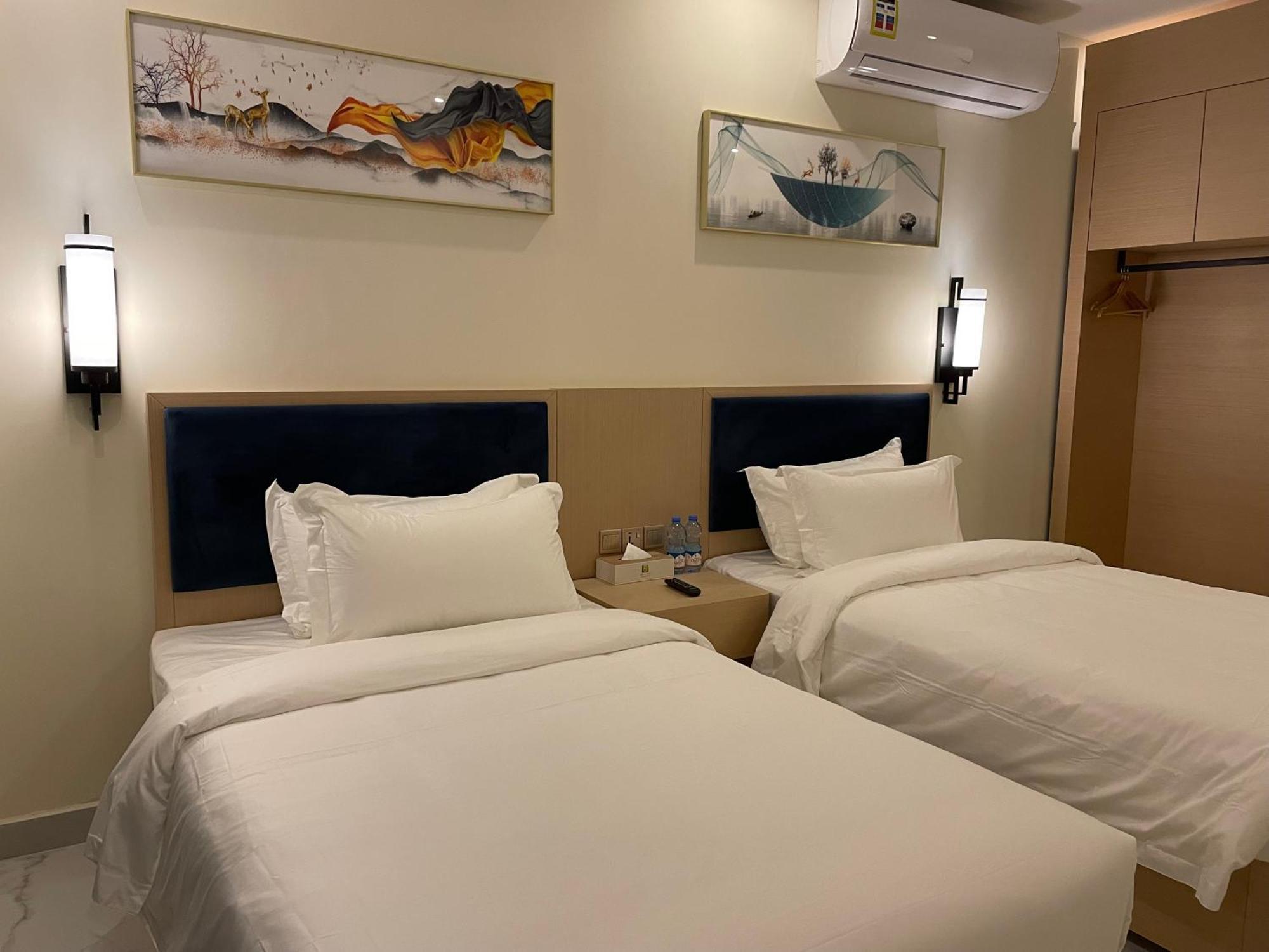 Season Inn Hotel Barka Eksteriør bilde